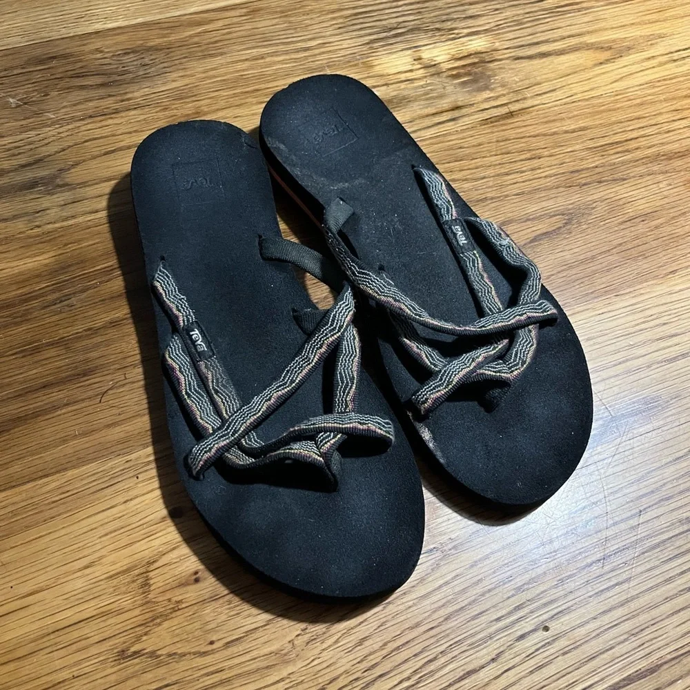 Teva Olowahu Flip Flop Sandals | Women’s Size 10 | Strappy Comfort
